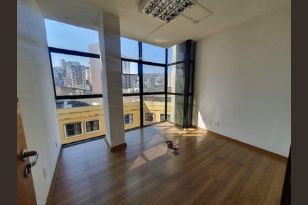 Apartamento para alugar com 3 quartos, 130m² em Coracao de Jesus, Belo Horizonte