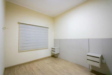 Casa à venda com 185m², 2 quartos e 2 vagas