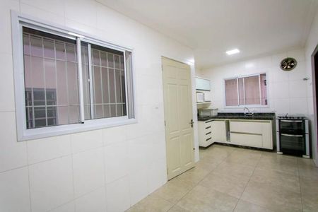 Casa à venda com 2 quartos, 185m² em Vila América, Santo André