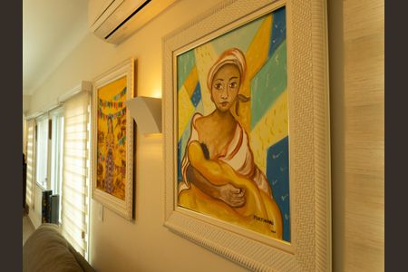 Casa de condomínio para alugar com 252m², 3 quartos e 4 vagas Casa de condomínio para alugar com 252m², 3 quartos e 4 vagasDetalhe Sala