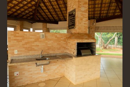 Casa de condomínio para alugar com 252m², 3 quartos e 4 vagas Casa de condomínio para alugar com 252m², 3 quartos e 4 vagasÁrea comum - Churrasqueira