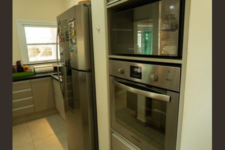 Casa de condomínio para alugar com 252m², 3 quartos e 4 vagas Casa de condomínio para alugar com 252m², 3 quartos e 4 vagasCozinha