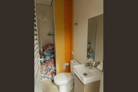 Casa de condomínio para alugar com 252m², 3 quartos e 4 vagas Casa de condomínio para alugar com 252m², 3 quartos e 4 vagasLavabo