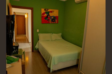 Casa de condomínio para alugar com 252m², 3 quartos e 4 vagas Casa de condomínio para alugar com 252m², 3 quartos e 4 vagasQuarto 1