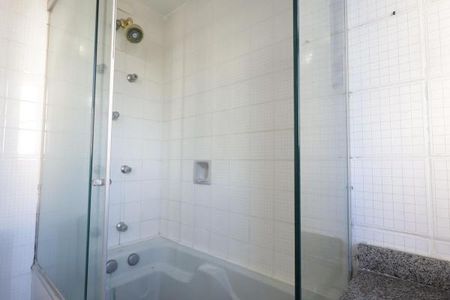 Apartamento à venda com 166m², 3 quartos e 3 vagas