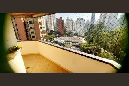 Apartamento à venda com 166m², 3 quartos e 3 vagas