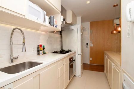 Apartamento à venda com 72m², 2 quartos e 1 vaga