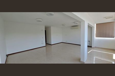 Casa à venda com 312m², 5 quartos e 2 vagas
