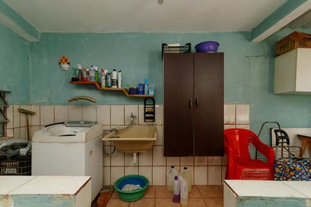Casa para alugar com 90m², 2 quartos e sem vagaÁrea de serviço e Quintal