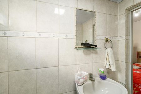 Casa para alugar com 90m², 2 quartos e sem vagaBanheiro da suíte