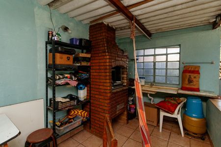 Casa para alugar com 90m², 2 quartos e sem vagaÁrea de serviço e Quintal