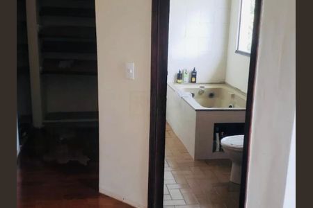Casa à venda com 3 quartos, 411m² em Jardim da Serra, Jundiaí