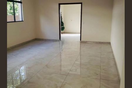 Casa à venda com 3 quartos, 411m² em Jardim da Serra, Jundiaí