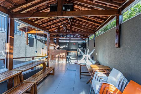 Apartamento à venda com 56m², 2 quartos e 1 vaga Apartamento à venda com 56m², 2 quartos e 1 vagaÁrea comum - Churrasqueira