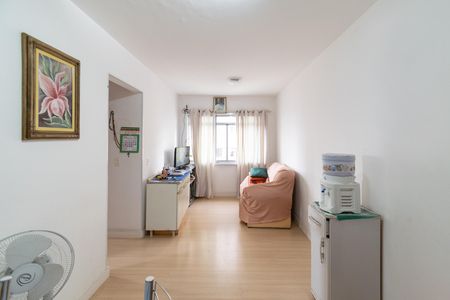 Apartamento à venda com 49m², 2 quartos e 1 vaga Apartamento à venda com 49m², 2 quartos e 1 vagaSala