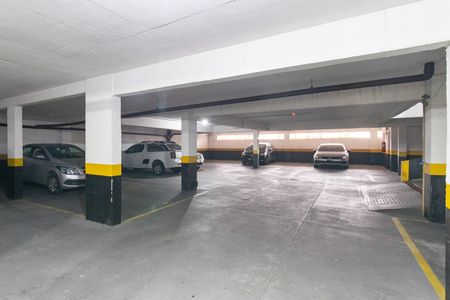 Apartamento à venda com 49m², 2 quartos e 1 vaga Apartamento à venda com 49m², 2 quartos e 1 vagaGaragem