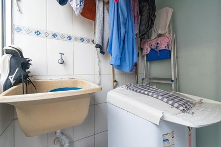 Apartamento à venda com 49m², 2 quartos e 1 vaga Apartamento à venda com 49m², 2 quartos e 1 vagaÁrea de Serviço
