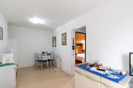 Sala  de apartamento à venda com 2 quartos, 49m² em Cidade Ademar, São Paulo
