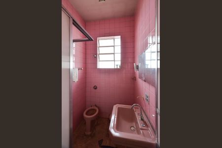 Casa à venda com 96m², 2 quartos e 1 vaga Casa à venda com 96m², 2 quartos e 1 vagaBanheiro
