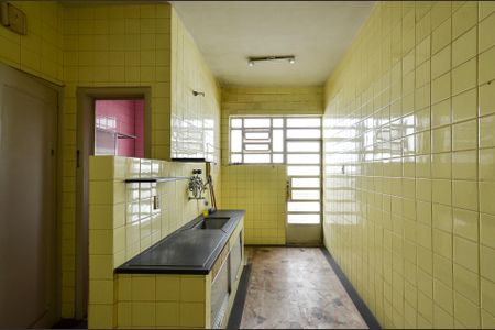 Casa à venda com 96m², 2 quartos e 1 vaga Casa à venda com 96m², 2 quartos e 1 vagaCozinha