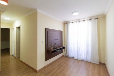 Sala de apartamento para alugar com 2 quartos, 50m² em Vila Merces, Carapicuíba
