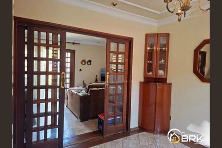 Casa à venda com 120m², 3 quartos e 5 vagas