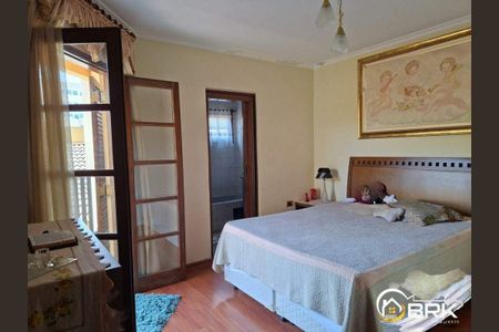 Casa à venda com 120m², 3 quartos e 5 vagas