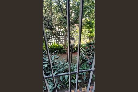 Casa à venda com 2 quartos, 240m² em Jardim Bonfiglioli, São Paulo