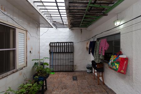 Casa à venda com 150m², 3 quartos e 1 vaga Casa à venda com 150m², 3 quartos e 1 vagaQuintal