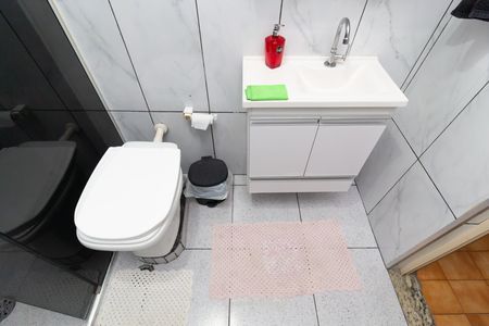 Casa à venda com 150m², 3 quartos e 1 vaga Casa à venda com 150m², 3 quartos e 1 vagaBanheiro