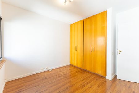 Apartamento para alugar com 145m², 3 quartos e 4 vagas Apartamento para alugar com 145m², 3 quartos e 4 vagasQuarto 2