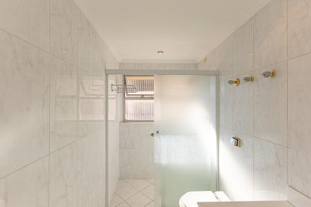 Apartamento para alugar com 145m², 3 quartos e 4 vagas Apartamento para alugar com 145m², 3 quartos e 4 vagasBanheiro da Suíte