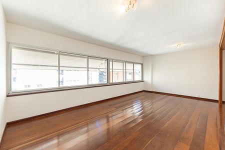 Apartamento para alugar com 145m², 3 quartos e 4 vagas Apartamento para alugar com 145m², 3 quartos e 4 vagasSala