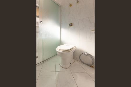 Apartamento para alugar com 145m², 3 quartos e 4 vagas Apartamento para alugar com 145m², 3 quartos e 4 vagasBanheiro da Suíte