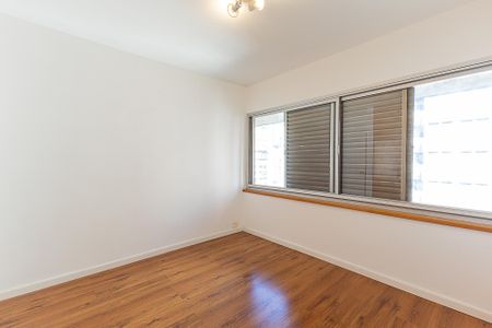 Apartamento para alugar com 145m², 3 quartos e 4 vagas Apartamento para alugar com 145m², 3 quartos e 4 vagasQuarto 2
