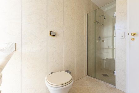 Apartamento para alugar com 145m², 3 quartos e 4 vagas Apartamento para alugar com 145m², 3 quartos e 4 vagasBanheiro Social