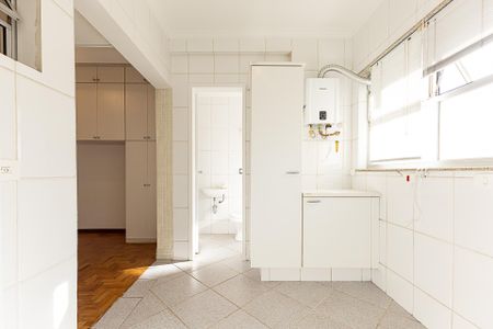 Apartamento para alugar com 145m², 3 quartos e 4 vagas Apartamento para alugar com 145m², 3 quartos e 4 vagasÁrea de Serviço