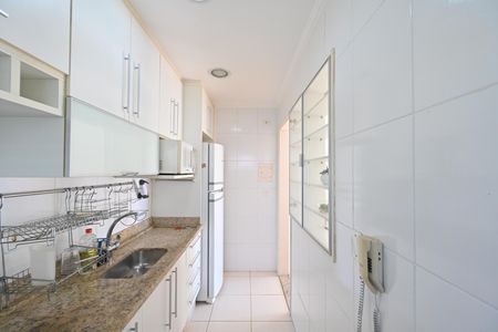 Cozinha de apartamento para alugar com 2 quartos, 50m² em Vila Clementino, São Paulo