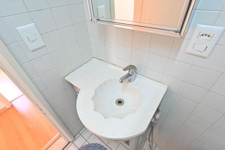 Banheiro Social de apartamento para alugar com 2 quartos, 50m² em Vila Clementino, São Paulo