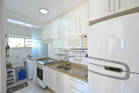 Cozinha de apartamento para alugar com 2 quartos, 50m² em Vila Clementino, São Paulo