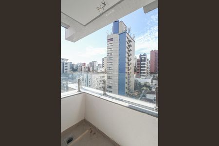 Apartamento à venda com 110m², 3 quartos e 2 vagasVaranda