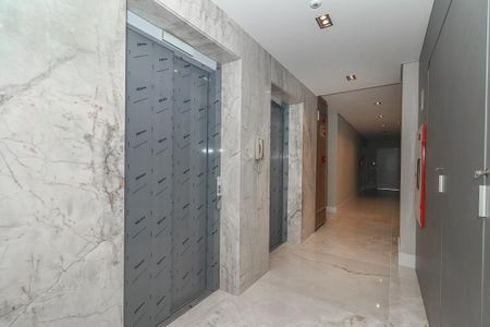 Apartamento à venda com 109m², 3 quartos e 2 vagasHall de entrada