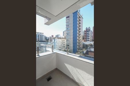 Apartamento à venda com 109m², 3 quartos e 2 vagasVaranda