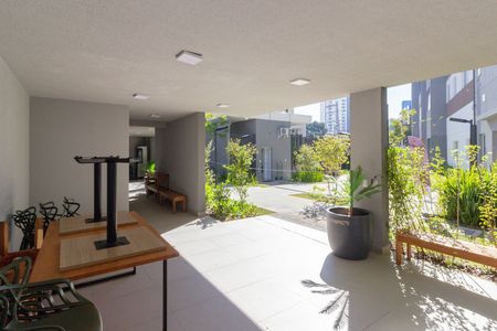 Apartamento para alugar com 33m², 2 quartos e sem vaga Apartamento para alugar com 33m², 2 quartos e sem vagaÁrea comum - Churrasqueira