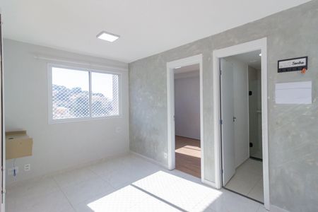 Apartamento para alugar com 33m², 2 quartos e sem vaga Apartamento para alugar com 33m², 2 quartos e sem vagaSala
