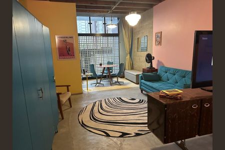 Sala / Quarto de apartamento para alugar com 1 quarto, 52m² em Centro Histórico de São Paulo, São Paulo