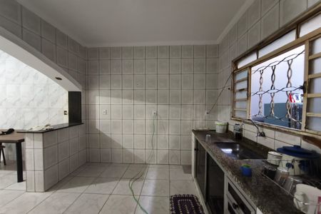 Cozinha de casa à venda com 2 quartos, 110m² em Jardim Santa Rosa, Campinas