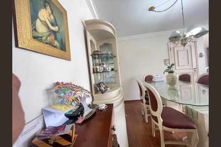 Apartamento à venda com 142m², 4 quartos e 2 vagas Apartamento à venda com 142m², 4 quartos e 2 vagasFoto 05