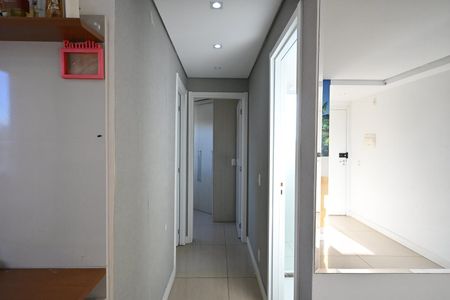 Corredor de apartamento para alugar com 2 quartos, 41m² em Vila Andrade, São Paulo