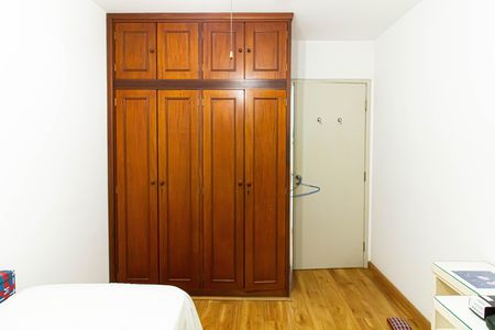 Apartamento para alugar com 112m², 3 quartos e 1 vaga Apartamento para alugar com 112m², 3 quartos e 1 vagaQuarto 1